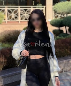 Escort Carlita
