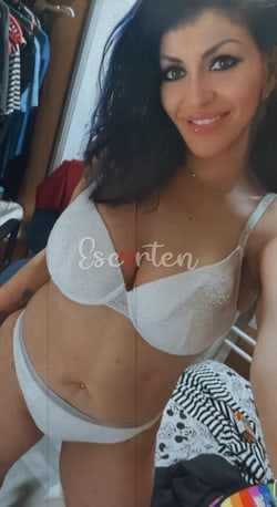 Escort Anita
