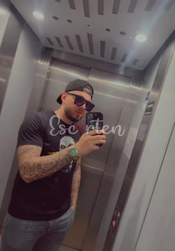Escort Andrei