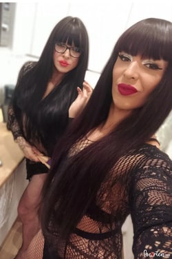Escort Sara y Ale